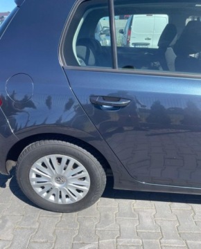 Volkswagen Golf VI Hatchback 5d 1.6 102KM 2009 Volkswagen Golf 1.6 mpi ,bezwypadek ,bez rdzy ,nowy rozrzad ,klima sprawna, zdjęcie 9