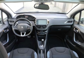 Peugeot 208 I 2013 Peugeot 208 e-HDi FAP 92 EGS6 StopampStart Allure 1.6 Diesel, zdjęcie 15