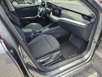Skoda Octavia IV Liftback 1.5 TSI EVO 150KM 2024 Skoda Octavia 1,5 TSI 150KM DSG Selection Winter Plus Krajowy z Gwarancja, zdjęcie 9