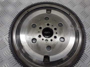 KOLO DVOUHMOTNÉ DVOUHMOTA OPEL ASTRA J 1.4 T 55583705