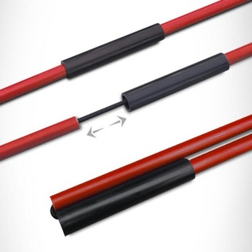 2. красные клюшки для гольфа