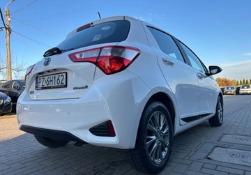 Toyota Yaris III Hatchback 5d Facelifting Hybrid 100KM 2017 Toyota Yaris 1,5 Benzyna Hybryda Automat GWARANCJA Zamiana Zarejestrowany, zdjęcie 37