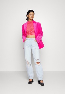 Top ze stójką WRSTBHVR 38