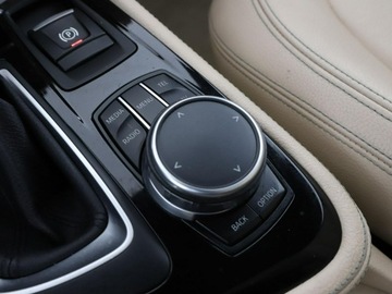 BMW Seria 2 F22-F23-F45-F46 Gran Tourer 220d 190KM 2016 BMW 220 Automat x-Drive LED grzane fotele PDC navi, zdjęcie 28