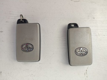 KLÍČEK KEY KEYLESS KARTY OVLÁDAČ TOYOTA RAV4 III ORIGINÁLNÍ