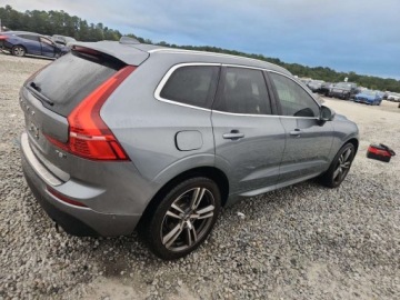 Volvo XC60 II Crossover T5 250KM 2018 Volvo XC 60 T5 2018 2.0l 2.0 Benzyna 250KM, zdjęcie 3