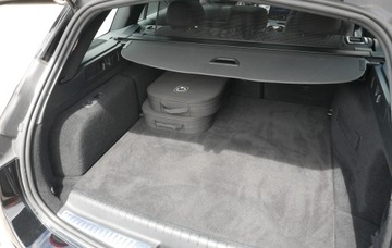 Mercedes Klasa C W206 Kombi Plug-In 2.0 300e 313KM 2023 Mercedes C300e 313 koni 2xAMG Panorama Hak Blis Webasto Ambiente LKA Hi-Fi, zdjęcie 39