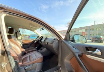 Volkswagen Tiguan I SUV Facelifting 2.0 TDI CR DPF BlueMotion 140KM 2012 Volkswagen Tiguan Volkswagen Tiguan 2.0 TDI Perfectline 2.0 Diesel 140KM, zdjęcie 24