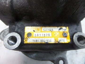 BMW 3 E30 E36 E39 ČERPADLO SERVA 7681955233