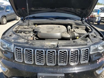 Jeep Grand Cherokee IV 2018 Jeep Grand Cherokee Laredo 2018 3.6l 3.6 Benzyna 295KM, zdjęcie 6