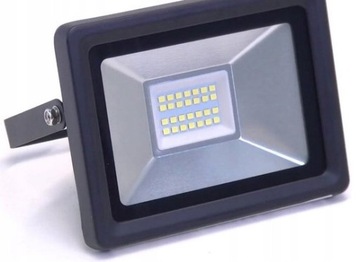 Halogen lampa LED zewnętrzna 10 watów 700 lm