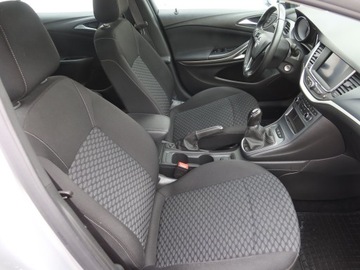 Opel Astra K Hatchback Facelifting 1.2 Turbo 130KM 2020 Opel Astra 1.2 Turbo, Salon Polska, Klima, zdjęcie 8