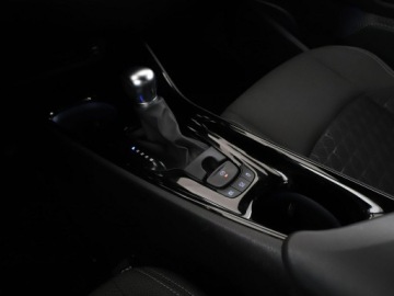 Toyota C-HR I Crossover Facelifting 1.8 Hybrid 122KM 2020 Toyota C-HR lift niski przebieg navi kamera grzane, zdjęcie 27