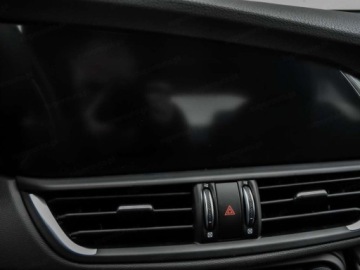 Alfa Romeo Giulia II Sedan Facelifting 2023 2.0 GME Turbo 280KM 2025 ALFA ROMEO Giulia Turbo Veloce Q4 Sedan 2.0 (280KM) 2025, zdjęcie 7