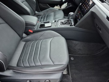 Volkswagen Arteon Fastback Facelifting 2.0 TSI 190KM 2023 Volkswagen Arteon Shooting Brake Faktura VATSkoryEl.fotel MasazKamera 360, zdjęcie 17