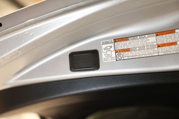 Toyota RAV4 IV MPV Facelifting 2.0 Valvematic 152KM 2017 Toyota RAV4 2.0 Premium 4x4 2.0 Benzyna 152KM, zdjęcie 34