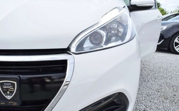 Peugeot 208 I Hatchback 5d Facelifting 1.6 BlueHDi 75KM 2018 Peugeot 208 Peugeot 208 1.6 BlueHDi Active 1.6 Diesel 75KM, zdjęcie 12