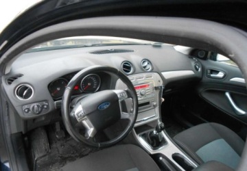 Ford Mondeo IV Kombi 1.8 Duratorq TDCi 125KM 2009 Ford Mondeo Ford Mondeo VI 1.8 Diesel 126KM, zdjęcie 10