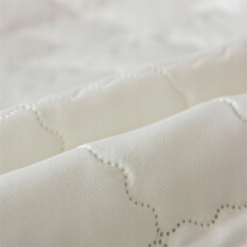 Наматрасник 200 х 160 см