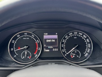 Skoda Superb III Kombi 1.4 TSI 150KM 2016 Škoda Superb Skoda Superb, zdjęcie 26