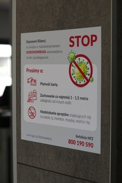 Наклейка держать дистанцию ​​2 м ВНИМАНИЕ вирус 24смх24см