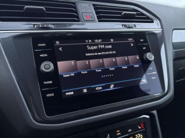 Volkswagen Tiguan II SUV Facelifting 1.5 TSI 150KM 2022 Volkswagen Tiguan TSI 150KM Life DSG LED Keyless Kamera cofania FV23, zdjęcie 17