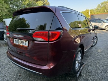 Chrysler Pacifica II 3.6 V6 291KM 2017 Chrysler Pacifica INSTALACJA GAZOWA, zdjęcie 6