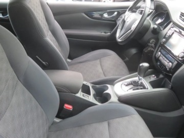Nissan Qashqai II Crossover 1.2 DIG-T 115KM 2015 Nissan Qashqai 1.2 DIG-T, Automat, Klima, zdjęcie 8