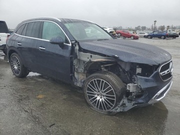 Mercedes GLC C254/X254 2024 Mercedes-Benz GLC 300 4Matic 2024 2.0l 2.0 Benzyna 255KM, zdjęcie 4