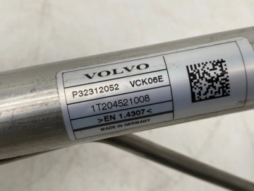 2021 Volvo S60 трубка топливного бака P32312052