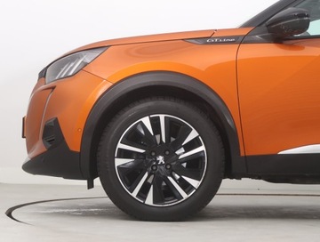 Peugeot 2008 II SUV 1.2 PureTech 130KM 2020 Peugeot 2008 1.2 PureTech, Salon Polska, zdjęcie 14