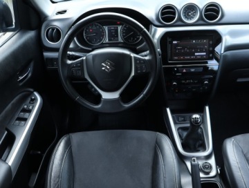 Suzuki Vitara III SUV 1.6 VVT 120KM 2016 Suzuki Vitara 1.6 VVT, Salon Polska, zdjęcie 6