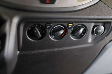 Ford Transit VII 2019 Ford Transit Kombi 310 L2H3 Trend 9 osobowy 2.0 Diesel 130KM, zdjęcie 8