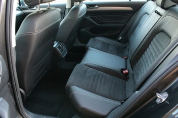 Volkswagen Passat B8 Variant Facelifting 1.5 TSI EVO 150KM 2022 Volkswagen Passat ELEGANCE 1.5 TSI 150KM Salon Polska Serwis ASO FV 23%, zdjęcie 9