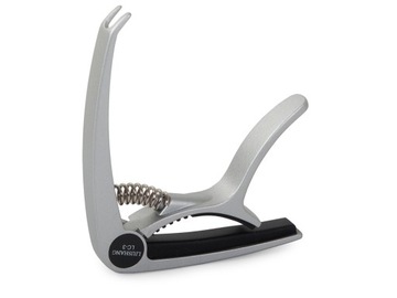 KAPODASTER DO GITARY KLASYCZNEJ METALOWY + KOSTKA