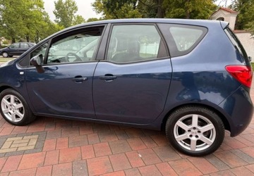 Opel Meriva II Mikrovan 1.4 Turbo ECOTEC 120KM 2010 Opel Meriva Opel Meriva 1.4 T Enjoy 1.4 Benzyna 120KM, zdjęcie 24