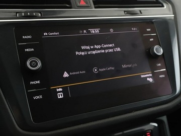 Volkswagen Tiguan Allspace SUV 2.0 TDI 200KM 2021 Volkswagen Tiguan Allspace 7 os. 4x4 DSG full LED, zdjęcie 25