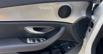 Mercedes Klasa E W213 Kombi 2.0 300d 245KM 2019 Mercedes-Benz Klasa E 2.0D 245KM przeb.143tys ful opcja zarejestrowany 2.0, zdjęcie 28