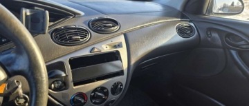 Ford Focus I Kombi 1.6 16V 101KM 2004 Ford Focus Ford Focus 1.6LPG 2004, kombi Klimatyzacja LIFT 1.6 BenzynaLPG, zdjęcie 5