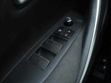 Toyota Corolla XII Sedan 1.5 VVT-i 125KM 2022 Toyota Corolla 1.5 VVT-i, Salon Polska, zdjęcie 17