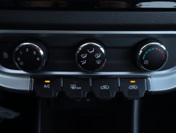 Kia Rio III Sedan Facelifting 1.2 DOHC CVVT 84KM 2016 Kia Rio 1.25 CVVT, Salon Polska, 1. Właściciel, zdjęcie 12