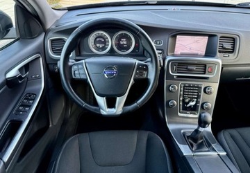 Volvo V60 I Kombi 1.6 DRIVe 115KM 2011 Volvo V60 Volvo V60 DRIVe 1.6 Diesel 115KM, zdjęcie 5