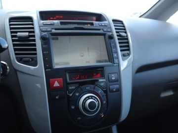 Kia Venga Mikrovan 1.6 DOHC CVVT 125KM 2013 Kia Venga 1.6 CVVT, Automat, Skóra, Navi, Klima, zdjęcie 11