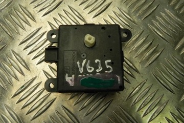 MOTOREK KRYT KOLEKTORU RENAULT LAGUNA III (BT0/1) 52410555 2008