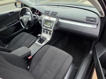 Volkswagen Passat B6 Variant 2.0 TDI PD-DPF 140KM 2007 Volkswagen Passat B6 2,0 TDI 140 KM, zdjęcie 19