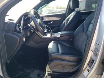 Mercedes GLC C253 2019 Mercedes-Benz GLC Mercedes-Benz GLC 300 SUV, od ubezpieczalni 2.0 Benzyna, zdjęcie 7