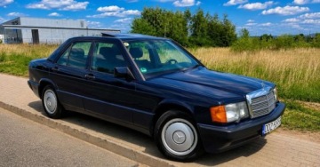 Mercedes 190 2.0 i 122KM 1992 Mercedes-Benz W201 (190) 2.0i Automat Szyberdach Airbag Bez Rdzy 2.0 122KM, zdjęcie 2