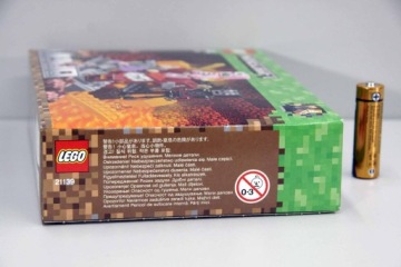 LEGO Minecraft 21139 - Пустота Бой FV