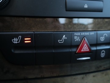 Mercedes Klasa E W211 Sedan W211 1.8 (200 Kompressor) 184KM 2007 Mercedes E E 200 Kompressor, GAZ, Automat, Skóra, zdjęcie 16