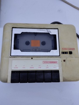 Компьютер COMMODORE C 64. Магнитофон C64.